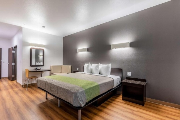 Motel 6-Las Vegas, NV - Motor Speedway image 13