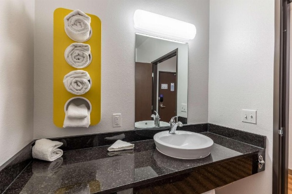 Motel 6-Las Vegas, NV - Motor Speedway image 25